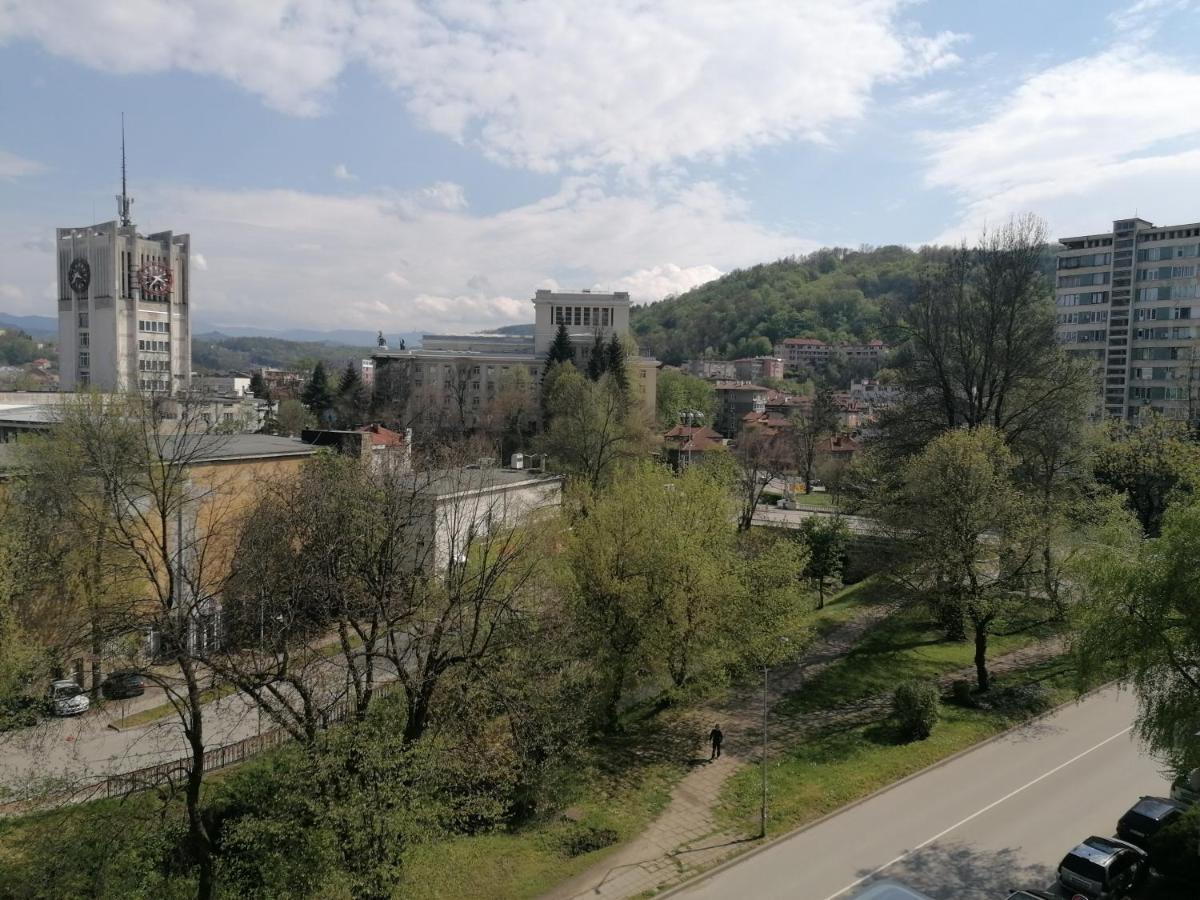 Апартамент Фея - Топ Център, Безплатно Паркомясто Gabrovo Exterior foto